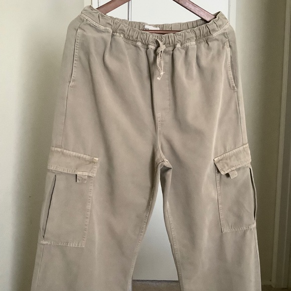 Zara New without Tags Cargo Pants / Size 12 / Beige-Green - Picture 2 of 7